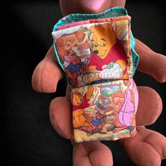 1995 Disney's Winnie the Pooh 13" Plush Kanga w/ Little Baker Roo Apron Book - Picture 3 of 8